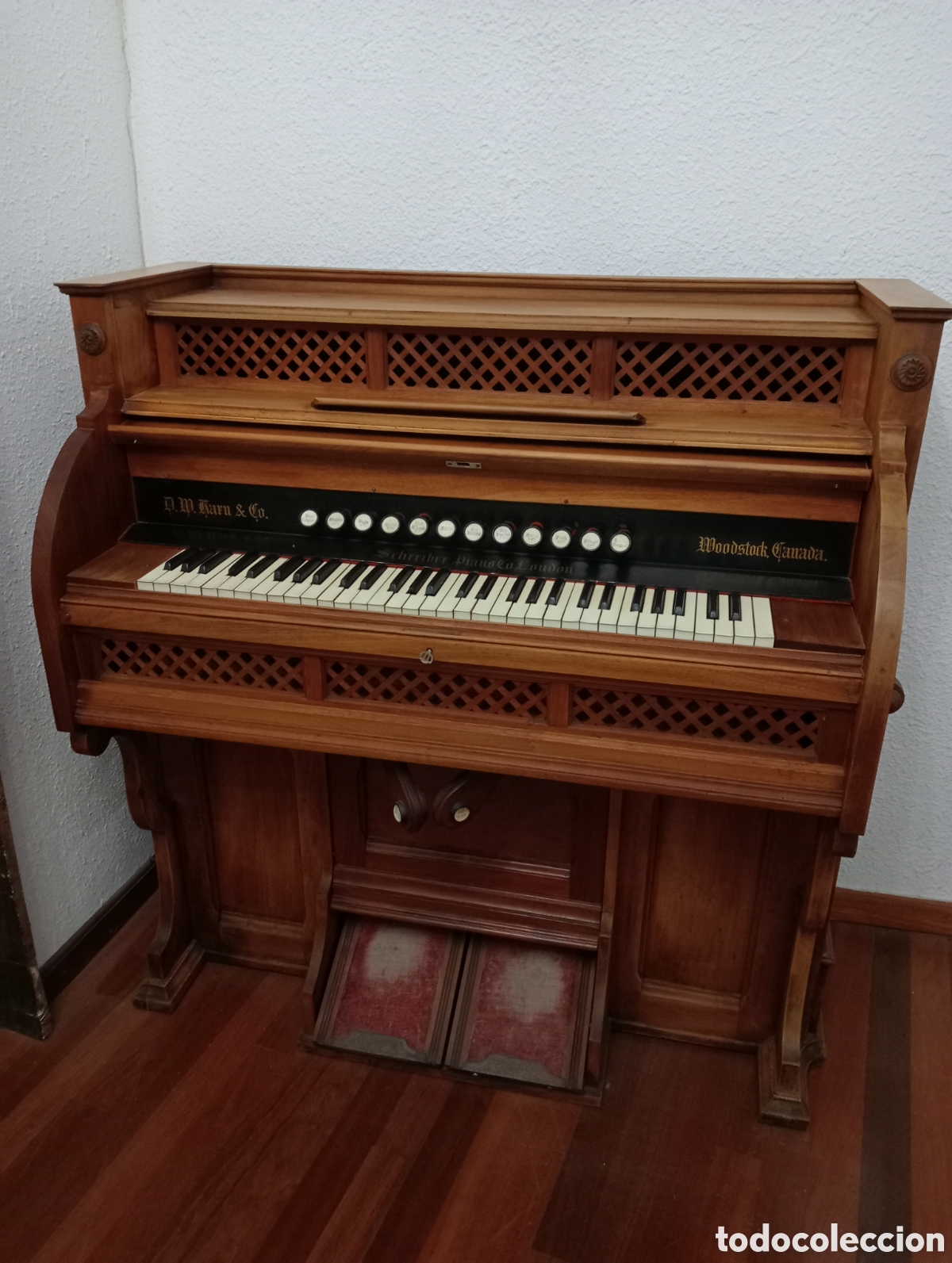 Antig&uuml;edades: Armonium de USA es del XIX - Foto 1