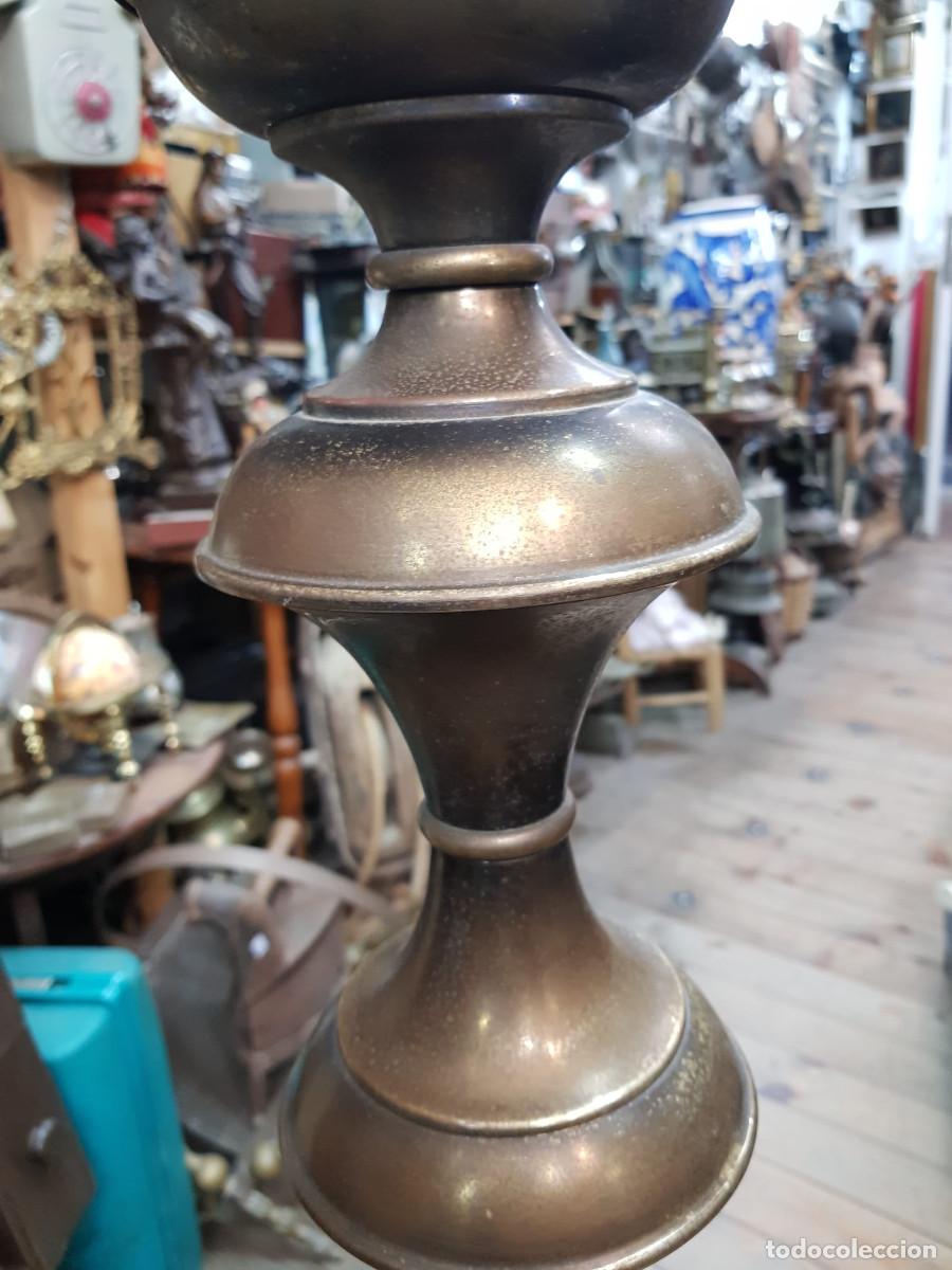 Antig&uuml;edades: ANTIGUO PIE DE LAMPARA DE BRONCE-FUNCIONA - Foto 9
