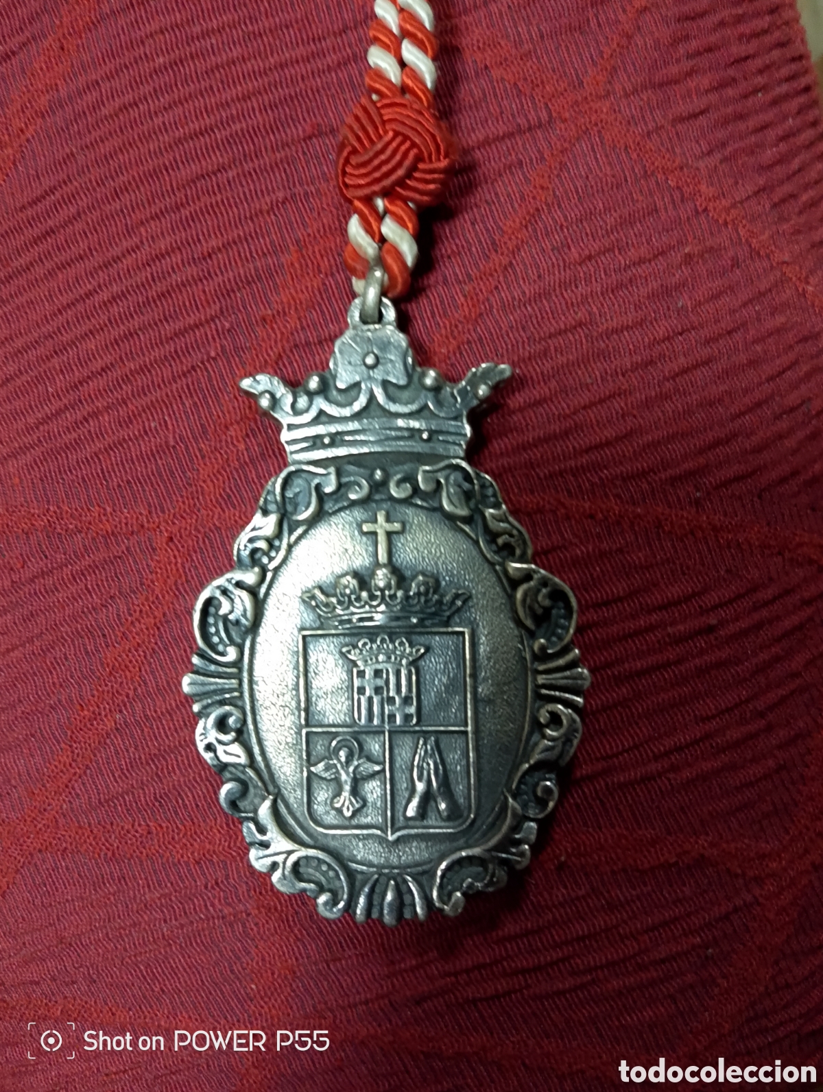 Antig&uuml;edades: Medalla hermandad Barcelona - Foto 2