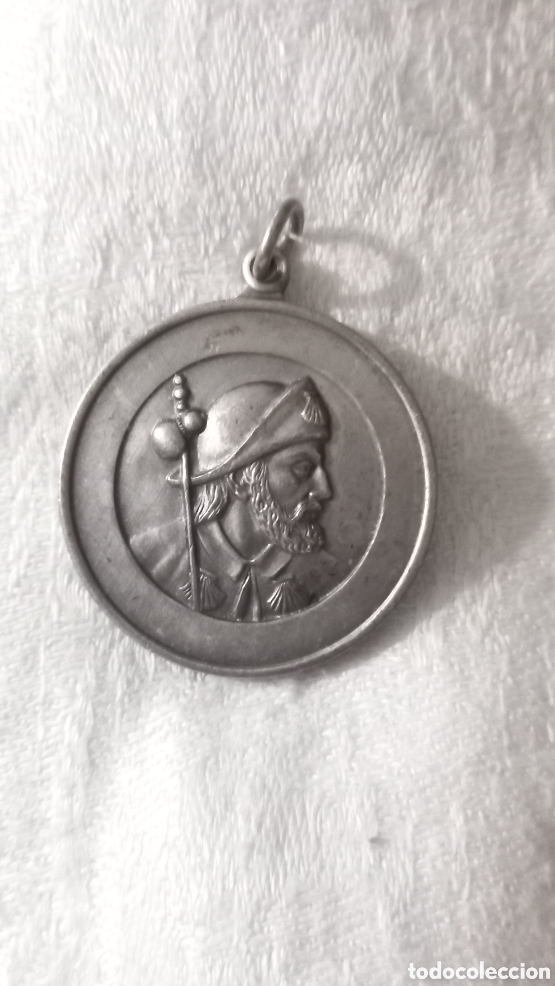 Antig&uuml;edades: Medalla A&ntilde;o Santo compostelano 1965 - Foto 1