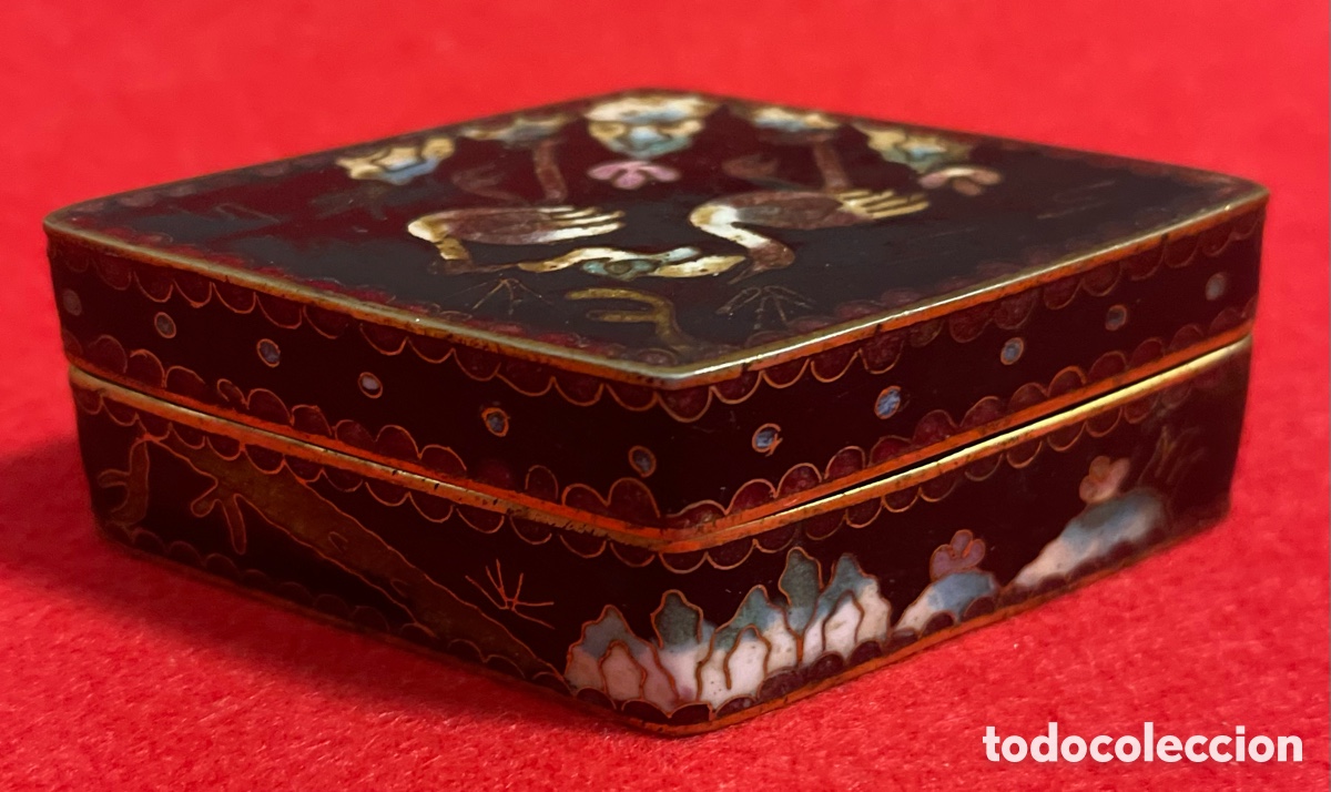 Antig&uuml;edades: Simp&aacute;tica Caja, antigua, romboidal, bronce y cloisonne - Foto 5
