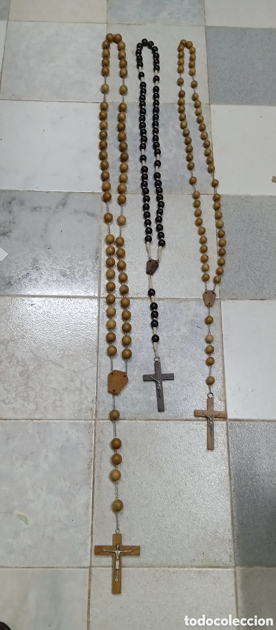 Antig&uuml;edades: 3 ROSARIOS DE MADERA DEL SIGLO XX - Foto 6