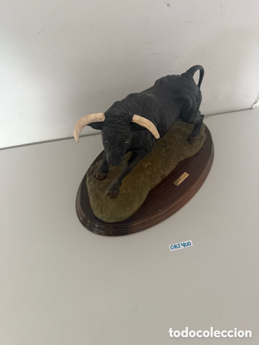 Antig&uuml;edades: Toro, bravo, busto firmado - Foto 2