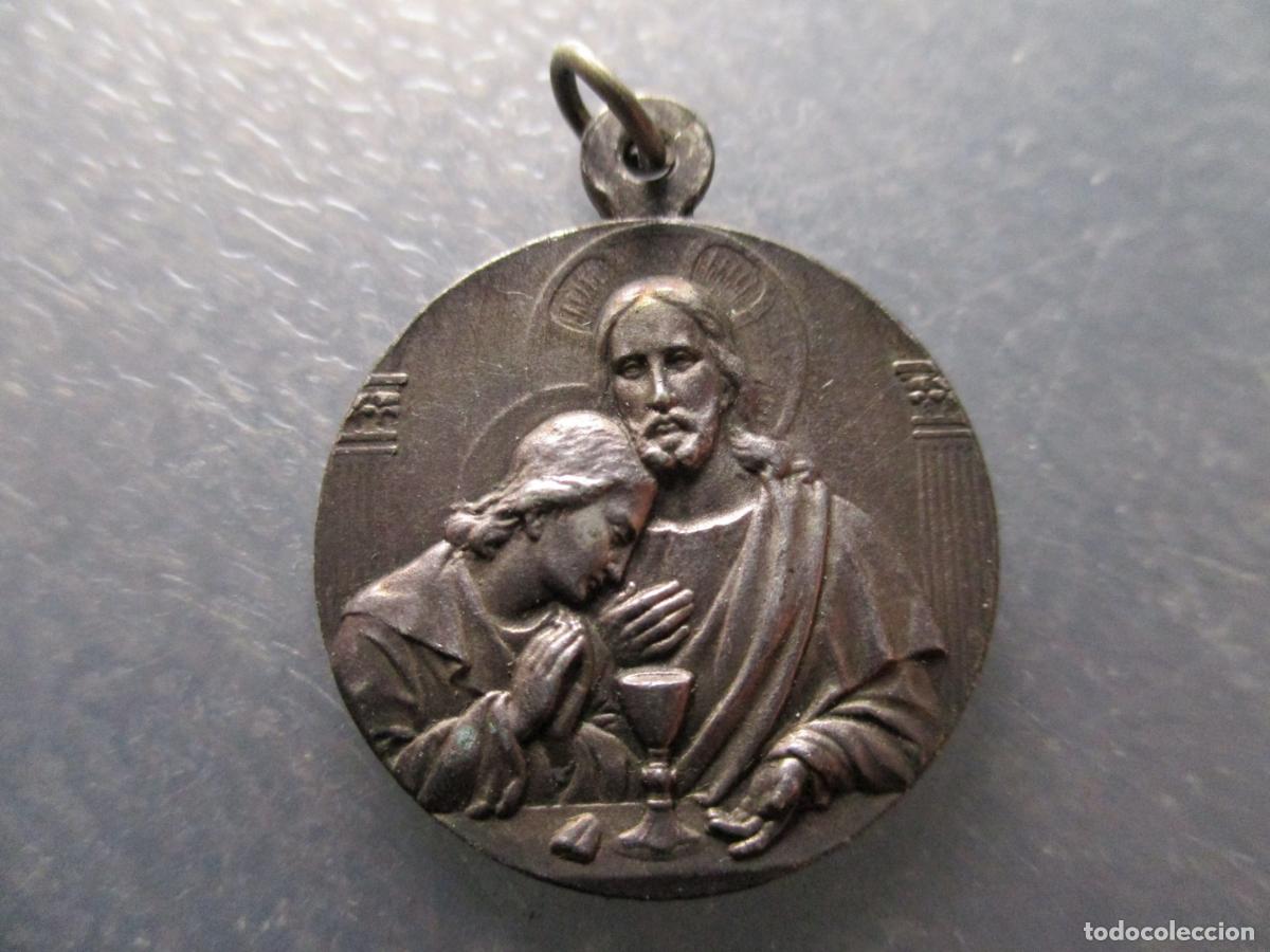 Antig&uuml;edades: MEDALLA RELIGIOSA RECUERDO DE LA PRIMERA COMUNION - EUCARESTIA PROBL. PLATA - Foto 2