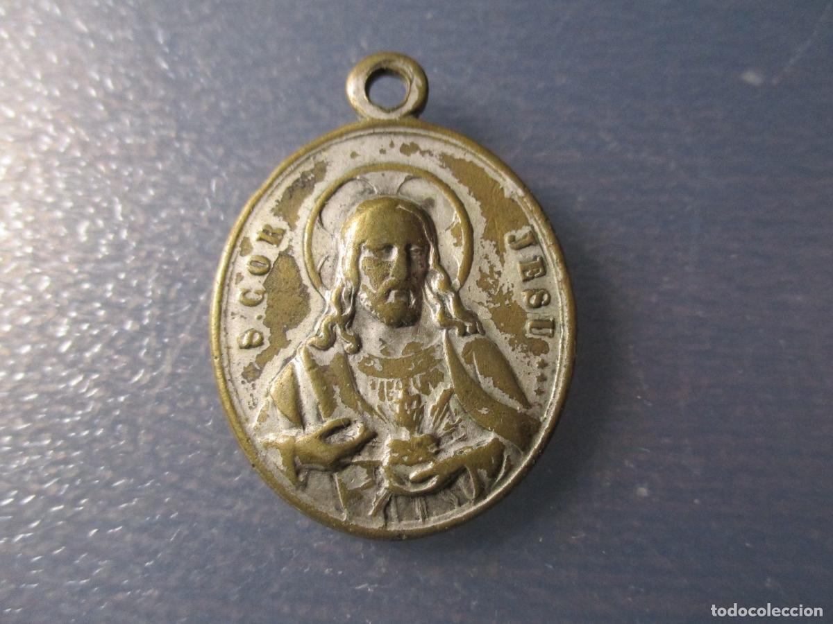 Antig&uuml;edades: MEDALLA RELIGIOSA CORAZON DE JESUS / CORAZON DE MARIA - Foto 2