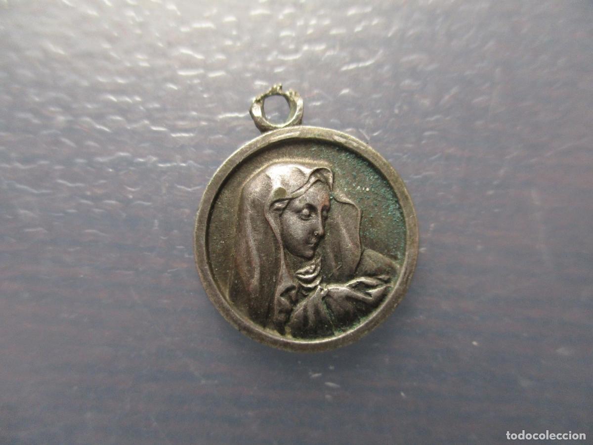 Antig&uuml;edades: MEDALLA RELIGIOSA LA VIRGEN - PLATA - Foto 2