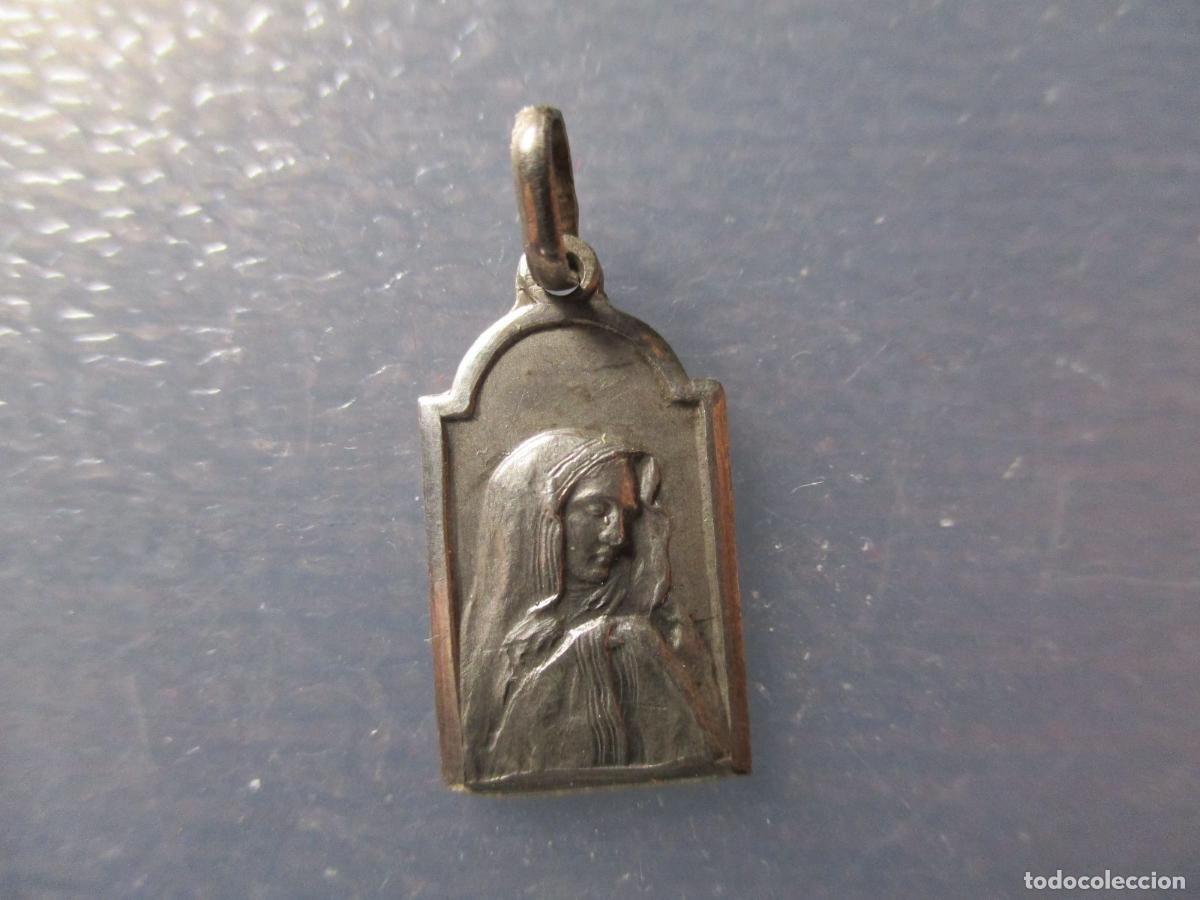 Antig&uuml;edades: MEDALLA RELIGIOSA LA VIRGEN - Foto 1
