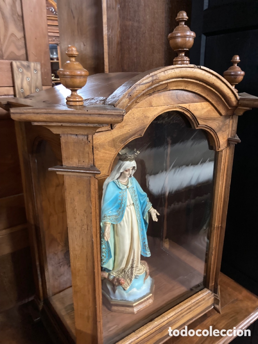 Antig&uuml;edades: Antigua mesa con vitrina - Foto 7