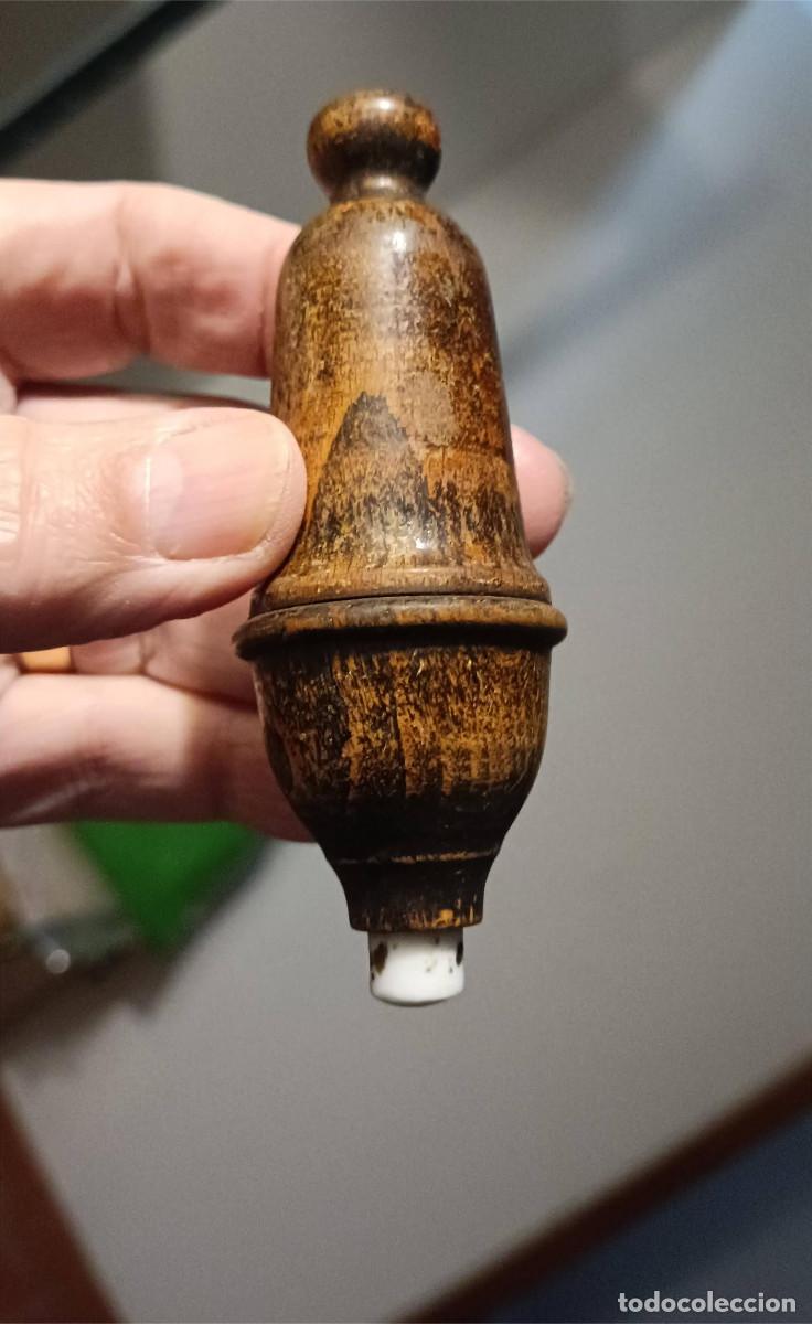 Antig&uuml;edades: Antiguo interruptor el&eacute;ctrico de pera, grande. De madera - Foto 2