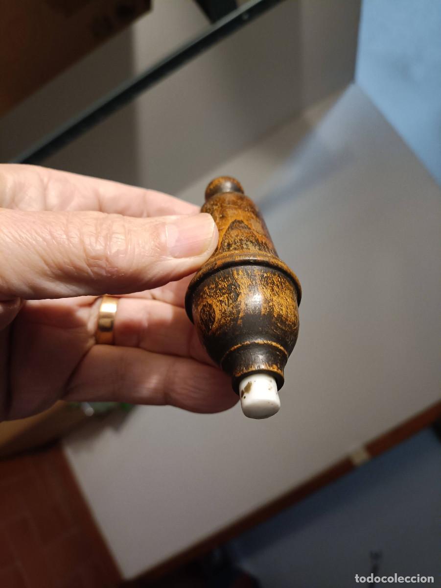 Antig&uuml;edades: Antiguo interruptor el&eacute;ctrico de pera, grande. De madera - Foto 3