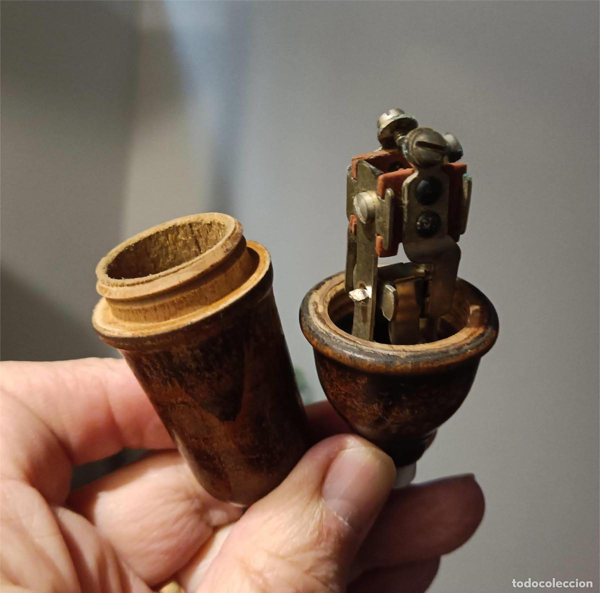 Antig&uuml;edades: Antiguo interruptor el&eacute;ctrico de pera, grande. De madera - Foto 5