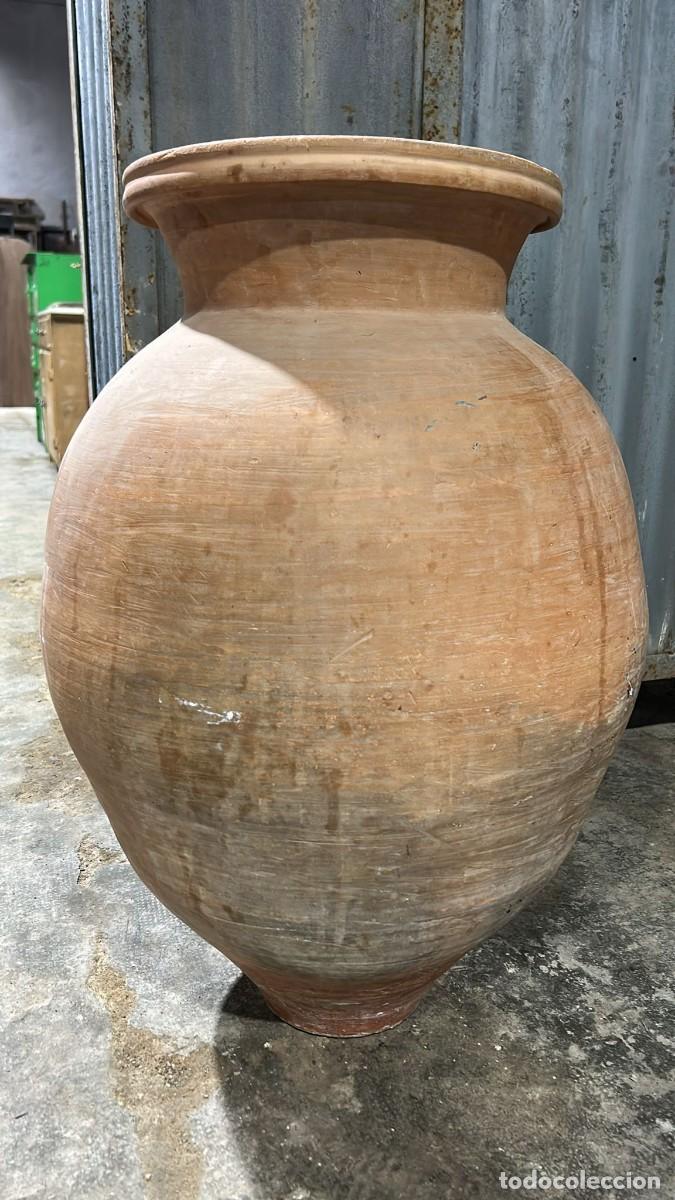 Antig&uuml;edades: TINAJA ANTIGUA DE MOTA DEL CUERVO EN MUY BUEN CONSERVACION DE 80 CMS. DE ALTURA DE BUENA FACTURA