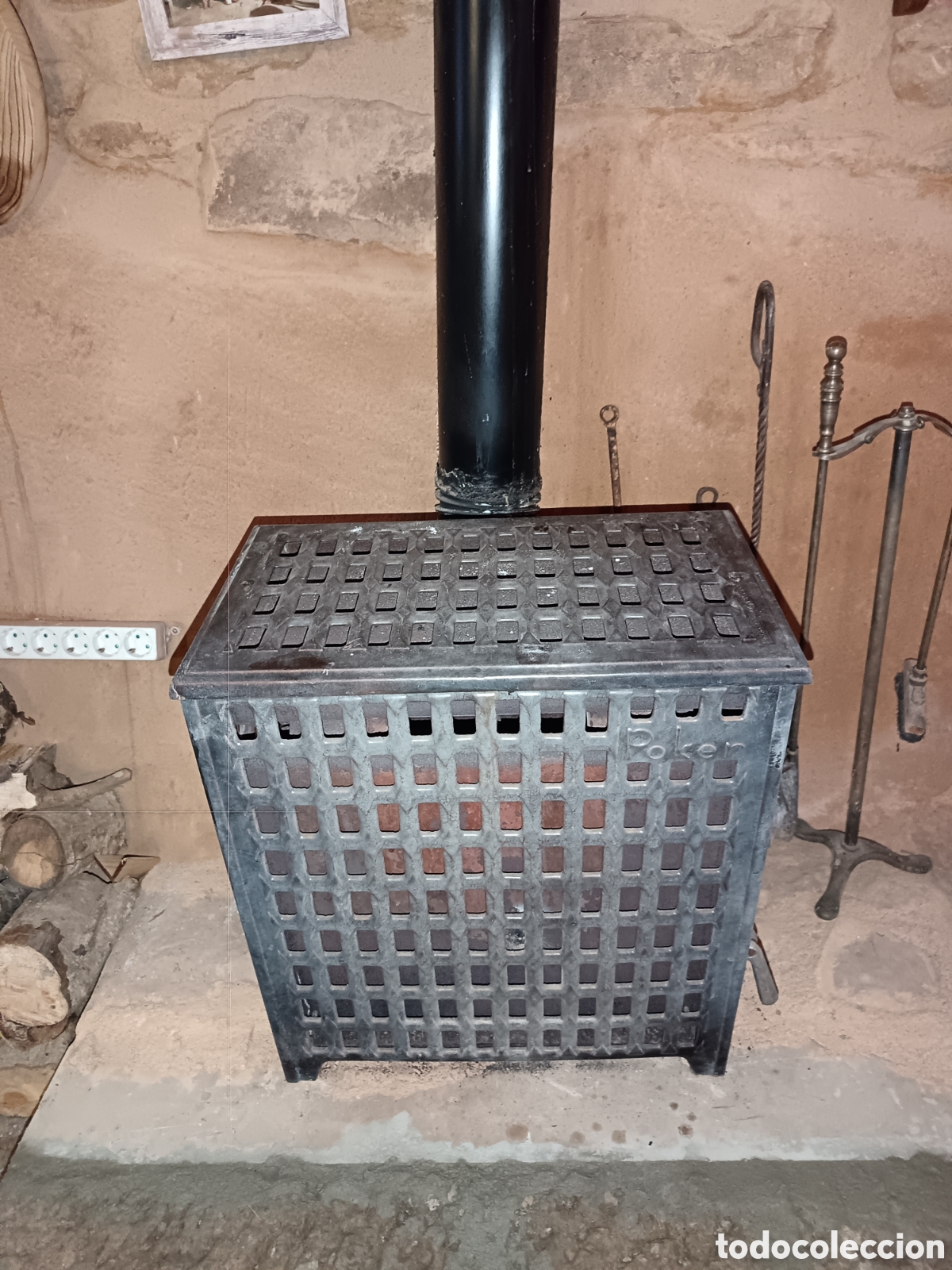 Antig&uuml;edades: Estufa de le&ntilde;a esmaltada - Foto 1