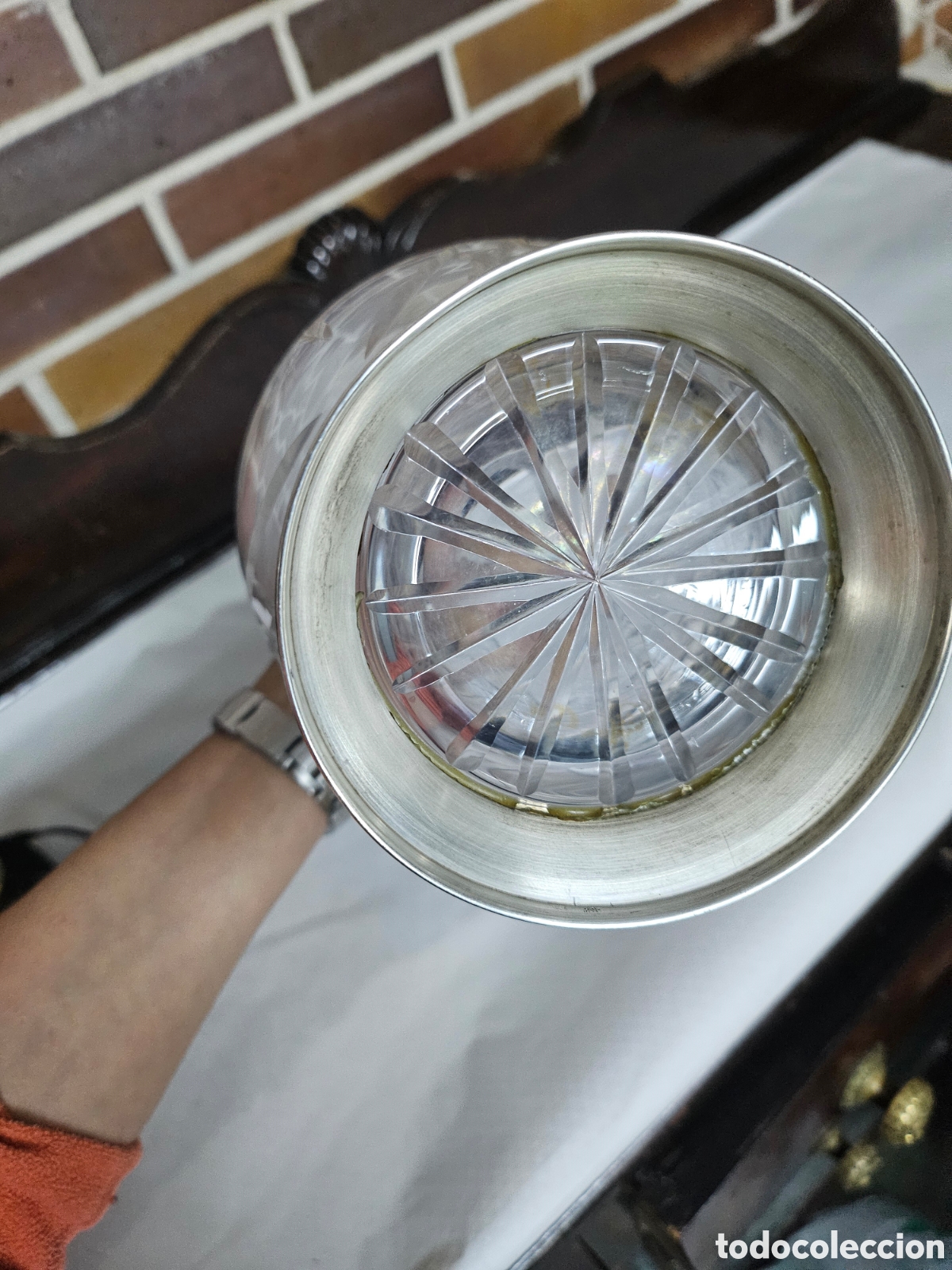 Antig&uuml;edades: Jarron de cristal tallado con pie de plata - Foto 2