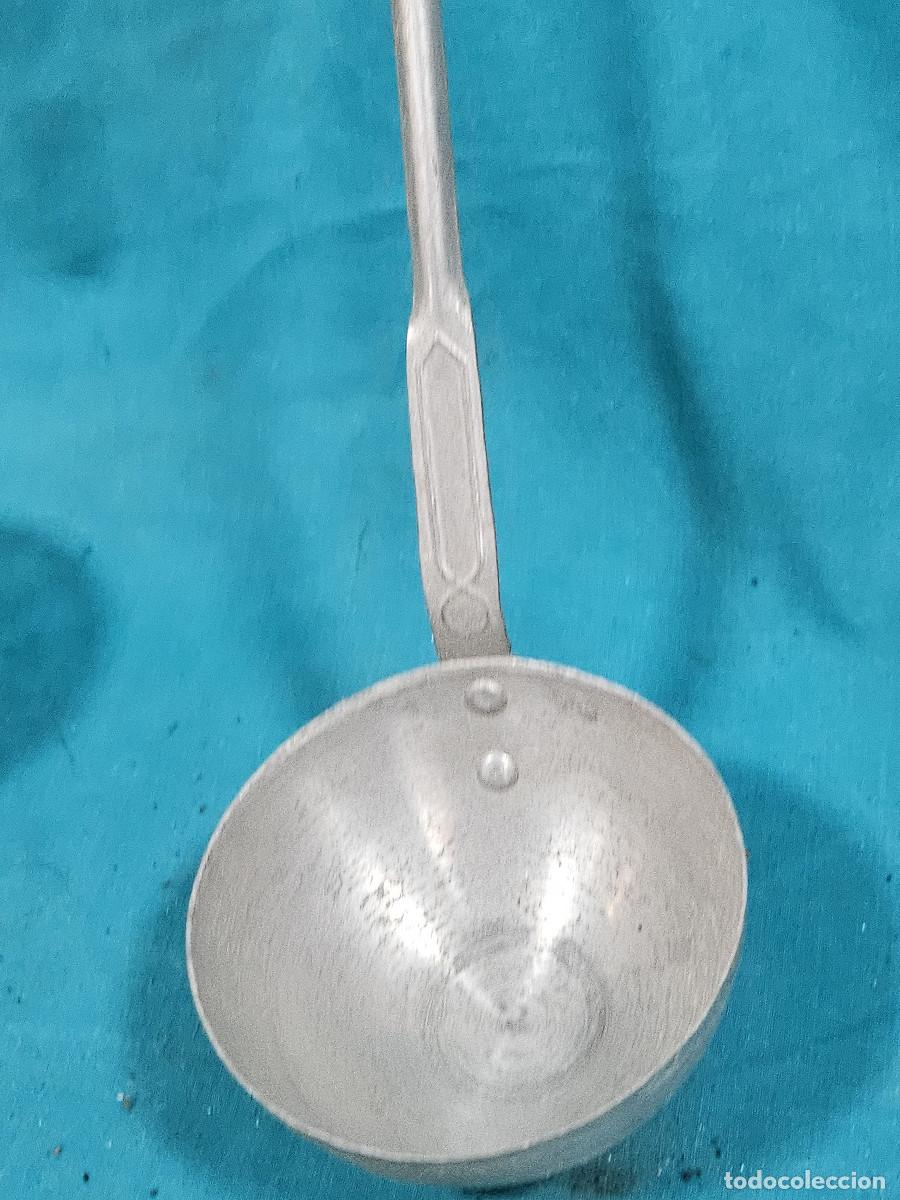 Antig&uuml;edades: cazo de aluminio rustico - Foto 4