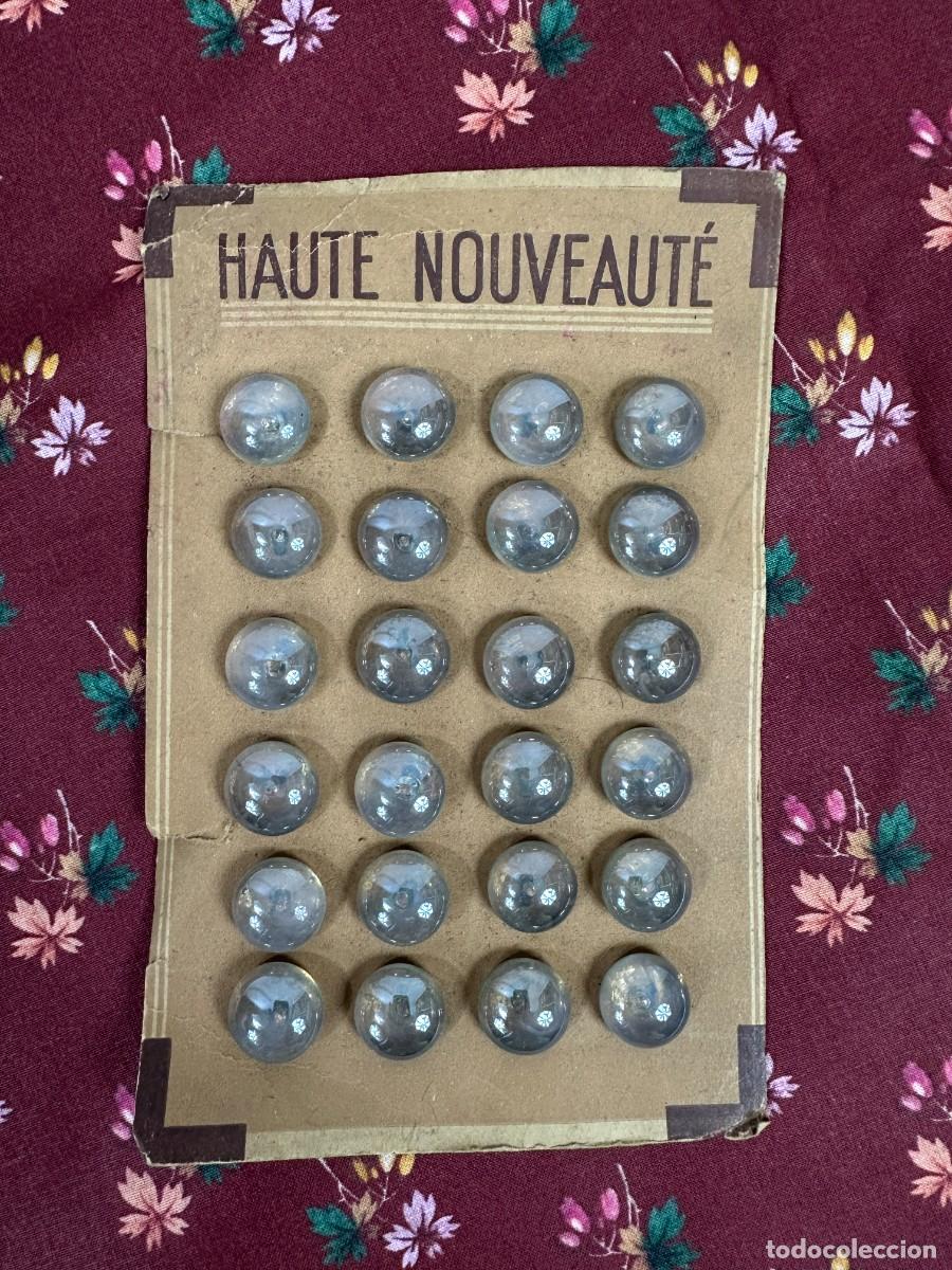 Antig&uuml;edades: Antigua placa de 24 botones de cristal - Foto 5