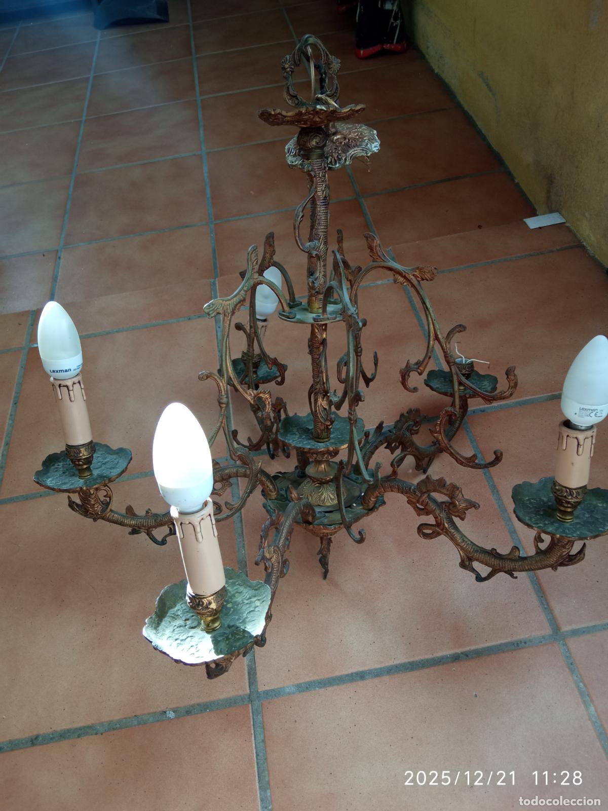 Antig&uuml;edades: l&aacute;mpara de bronce macizo - Foto 1