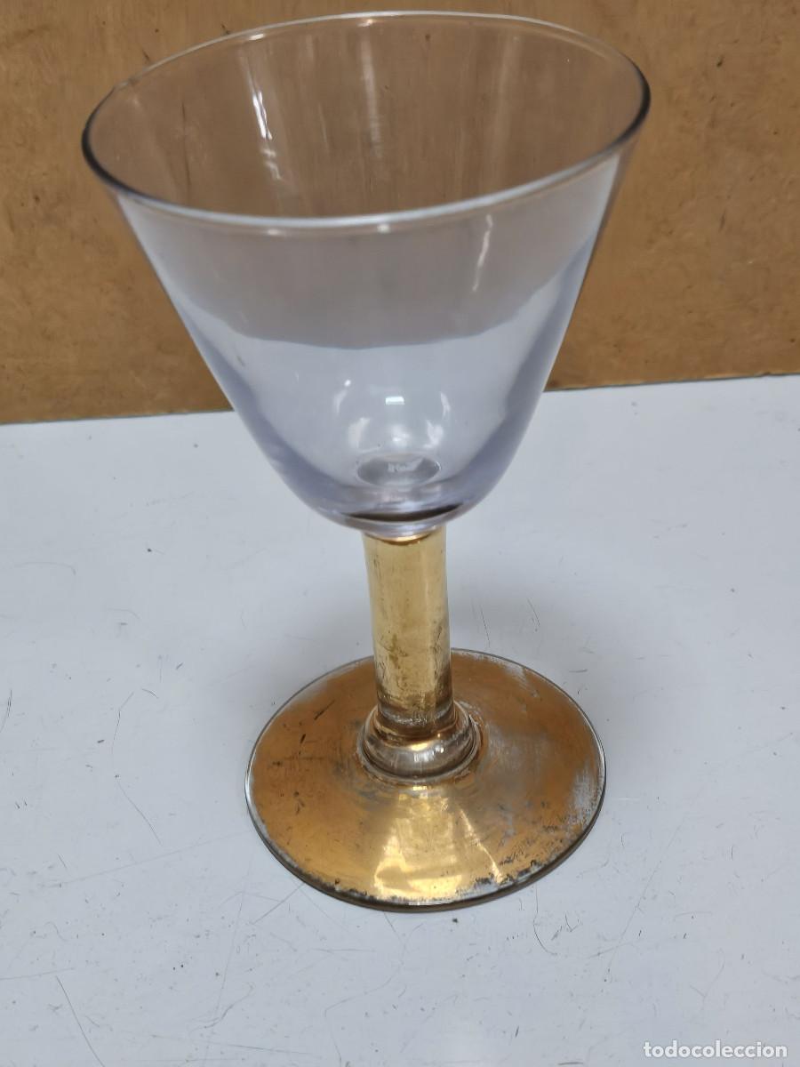 Antig&uuml;edades: copa de cristal antigua - Foto 1