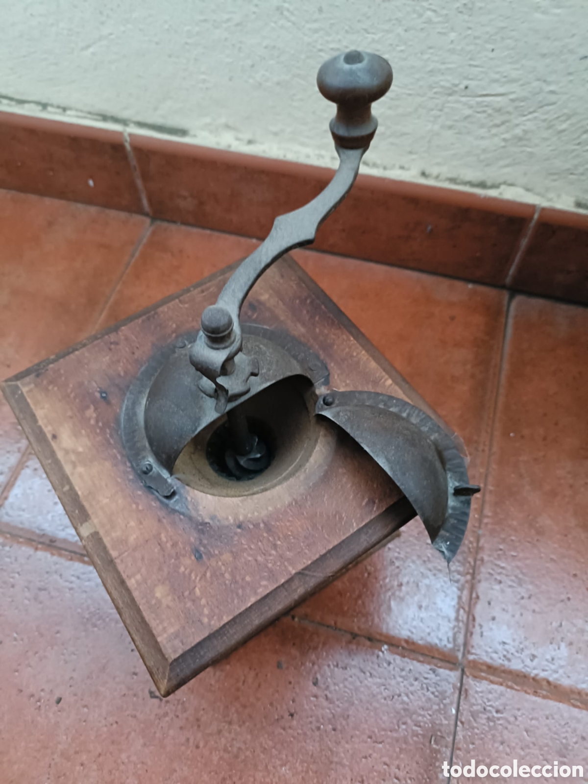 Antig&uuml;edades: ANTIGUO MOLINILLO DE CAF&Eacute; DE MADERA - Foto 4