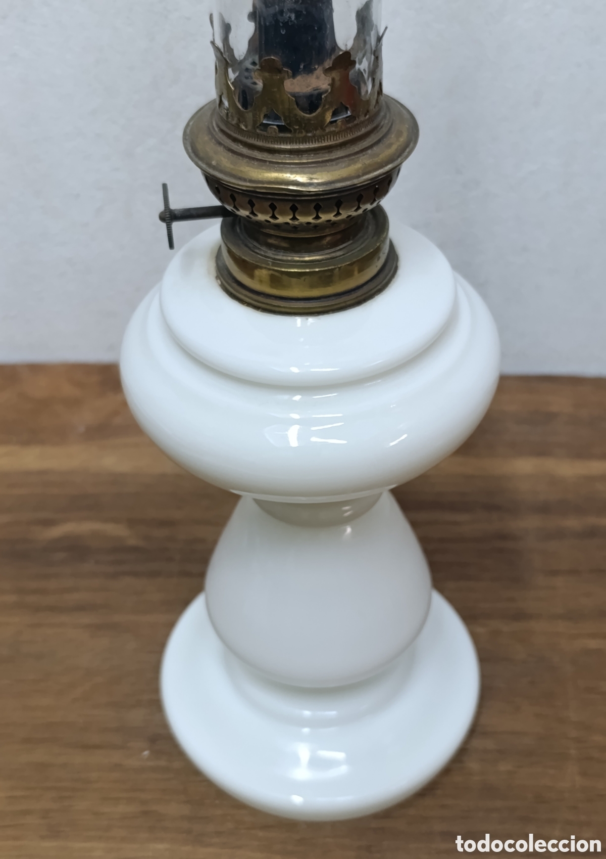 Antig&uuml;edades: MUY BONITO Y ANTIGUO QUINQU&Eacute; DE OPALINA Y BRONCE - Foto 5