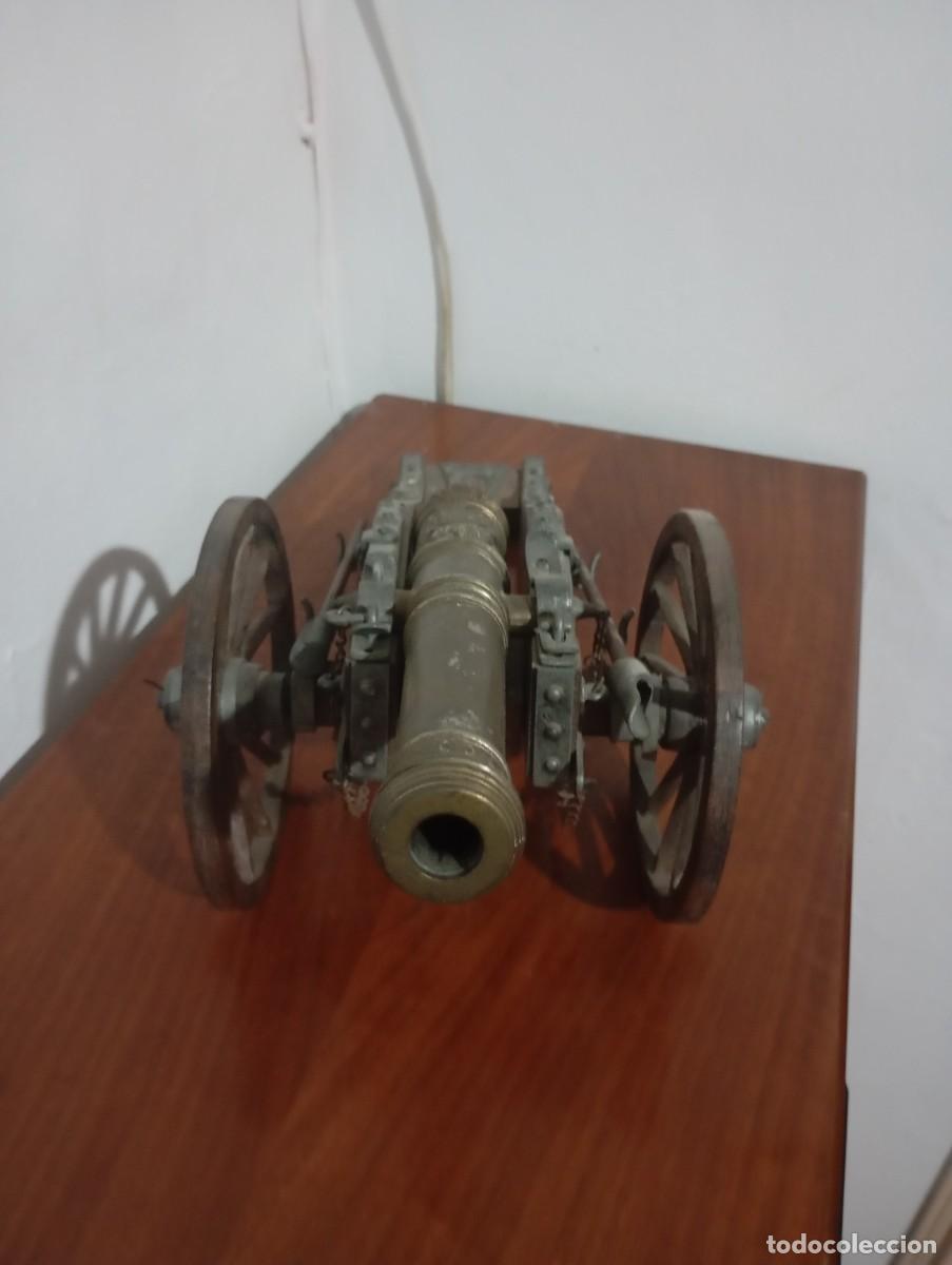 Antig&uuml;edades: Ca&ntilde;&oacute;n bronce franc&eacute;s siglo viii - Foto 1