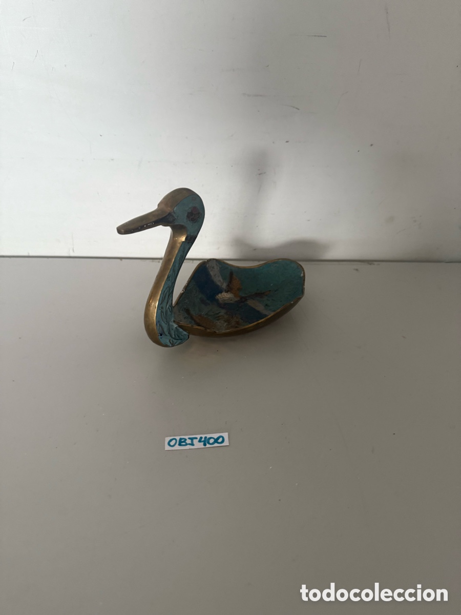 Antig&uuml;edades: Antiguo plato de lat&oacute;n esmaltado - Foto 2