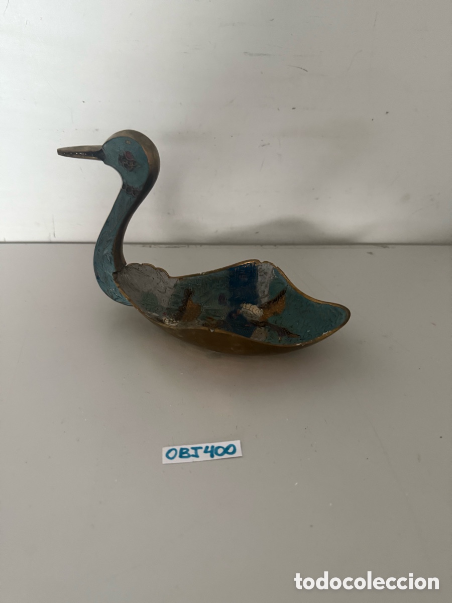 Antig&uuml;edades: Antiguo plato de lat&oacute;n esmaltado - Foto 1