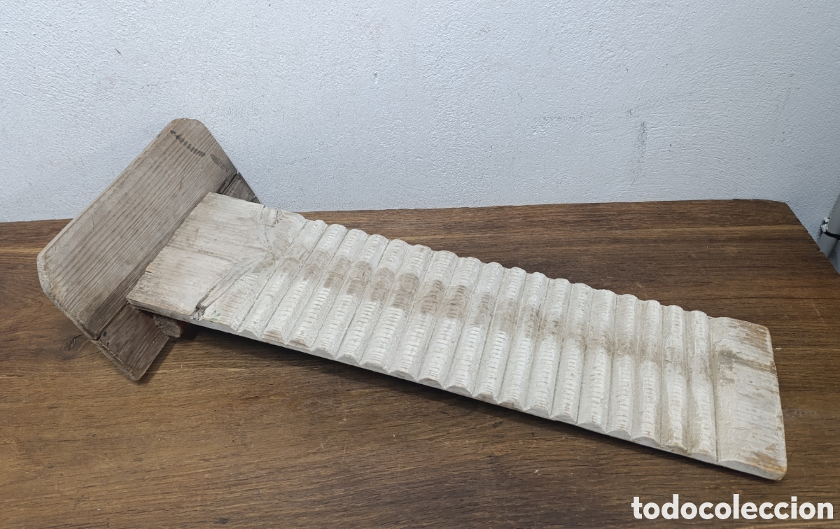 Antig&uuml;edades: ANTIGUA ESTREGADERA O TABLA DE MADERA PARA LAVAR ROPA - Foto 3