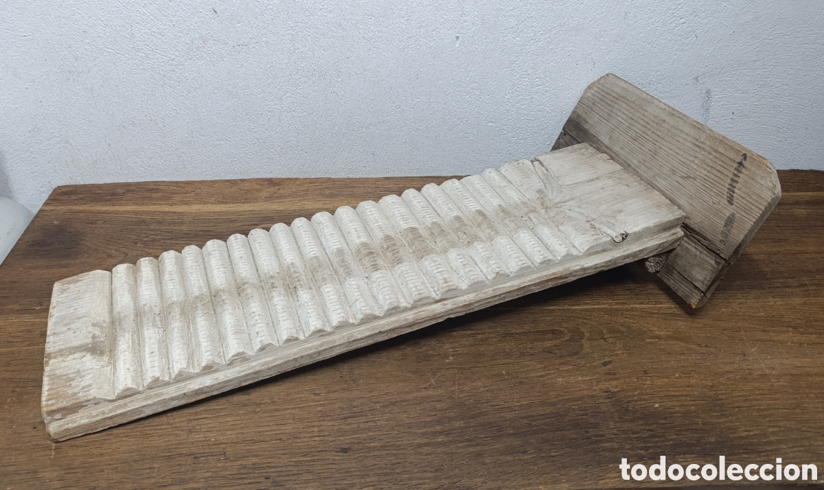 Antig&uuml;edades: ANTIGUA ESTREGADERA O TABLA DE MADERA PARA LAVAR ROPA - Foto 4