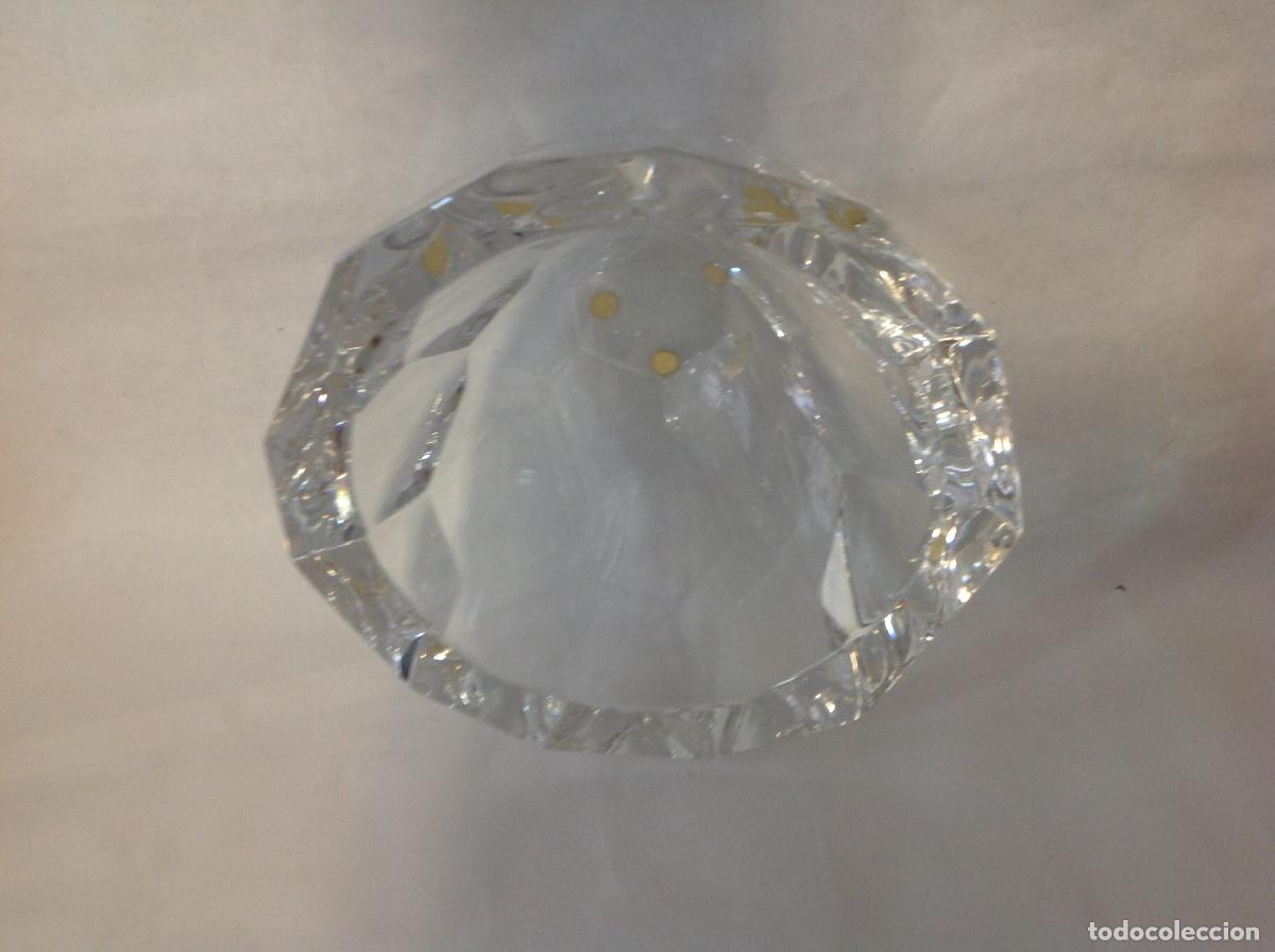 Antig&uuml;edades: Centro de cristal tallado - Foto 2