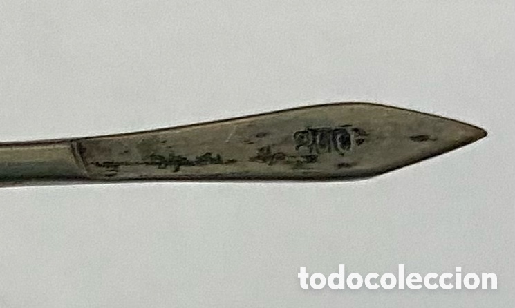 Antig&uuml;edades: Conjunto de cinco palillos en plata 800 contrastada - Foto 6