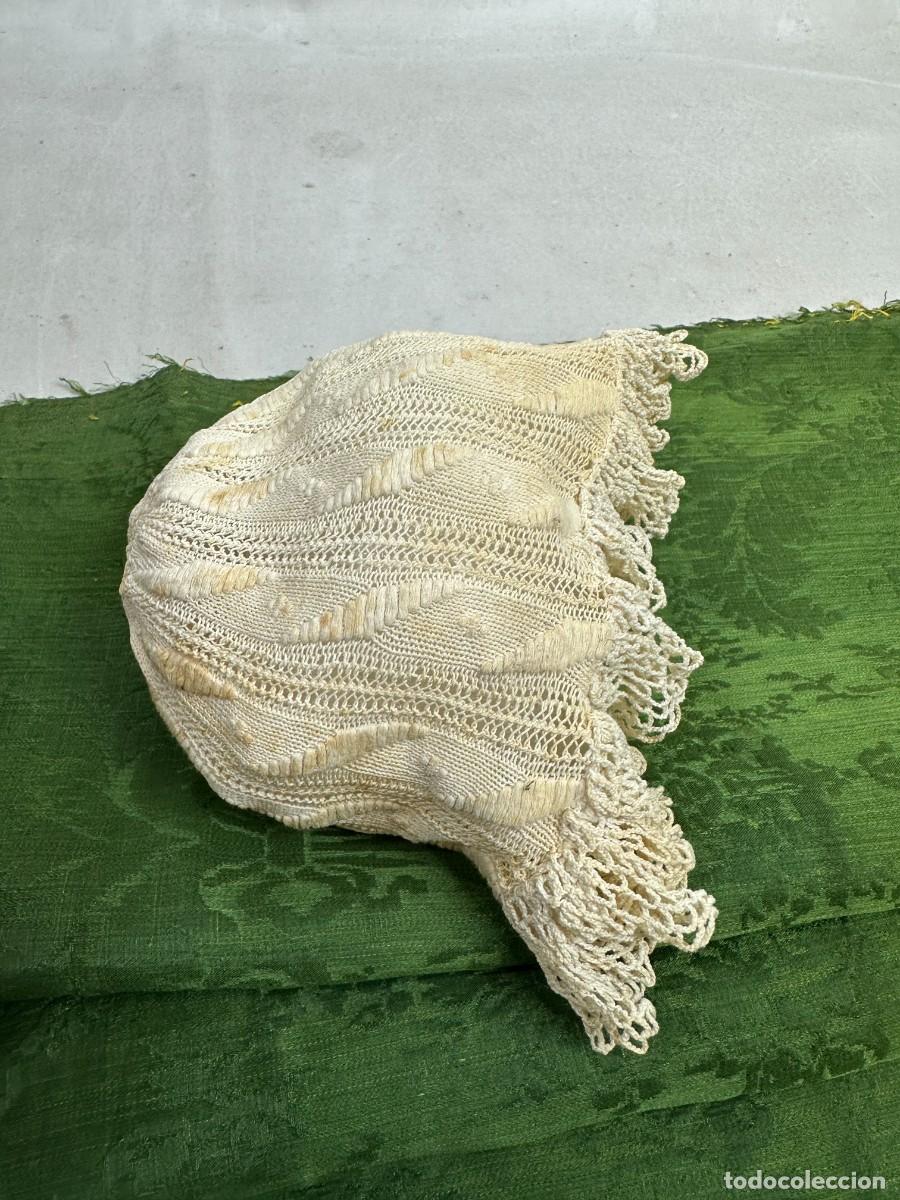 Antig&uuml;edades: Gorrito blanco antiguo - Foto 1