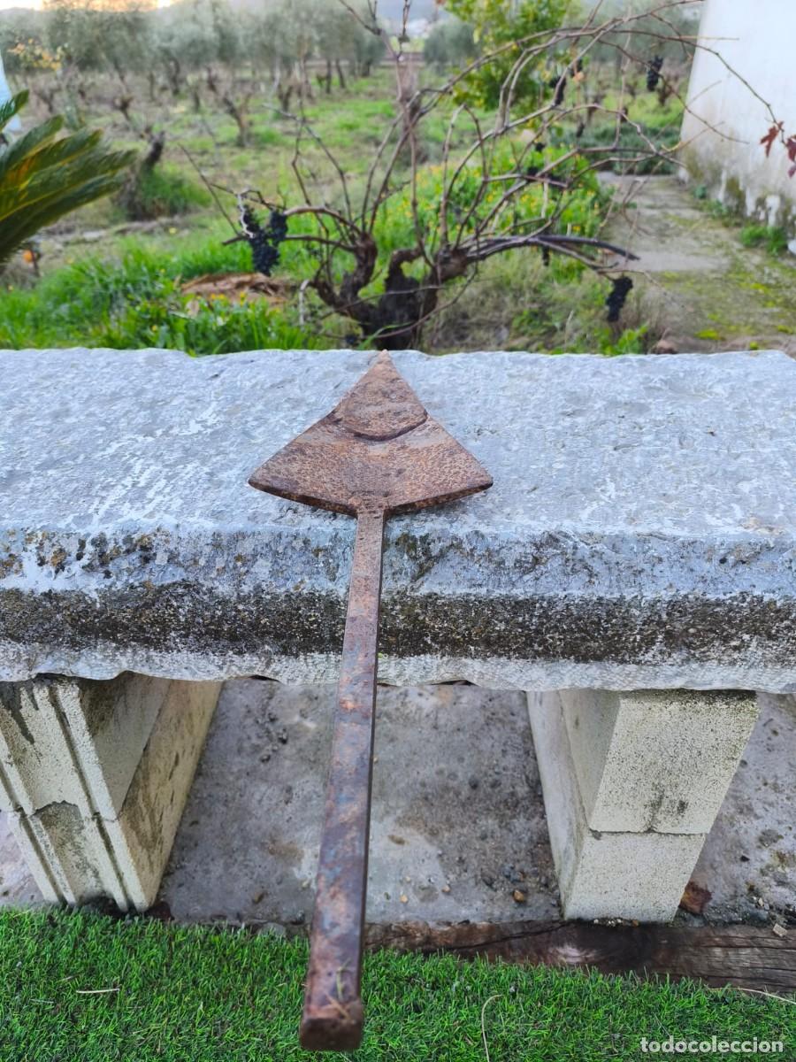 Antig&uuml;edades: Rej&oacute;n en hierro forjado. - Foto 1