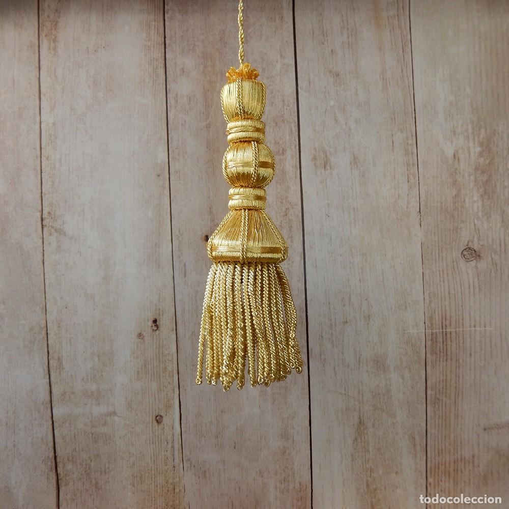 Antig&uuml;edades: Borla de oro de 7 cm con fleco de canutillo de 6 cm - Foto 2