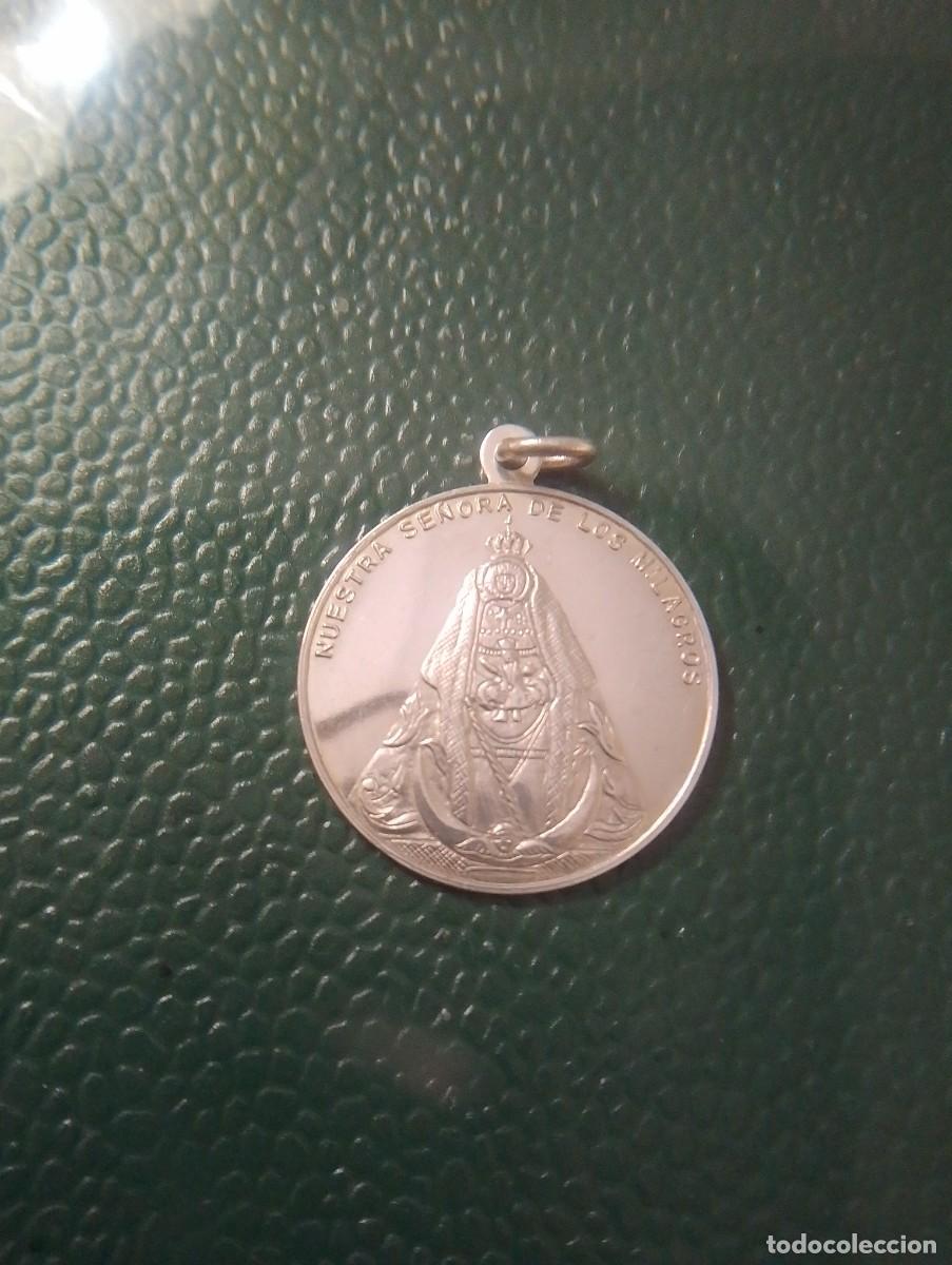 Antig&uuml;edades: Medalla Nuestra Se&ntilde;ora de los Milagros - Foto 3