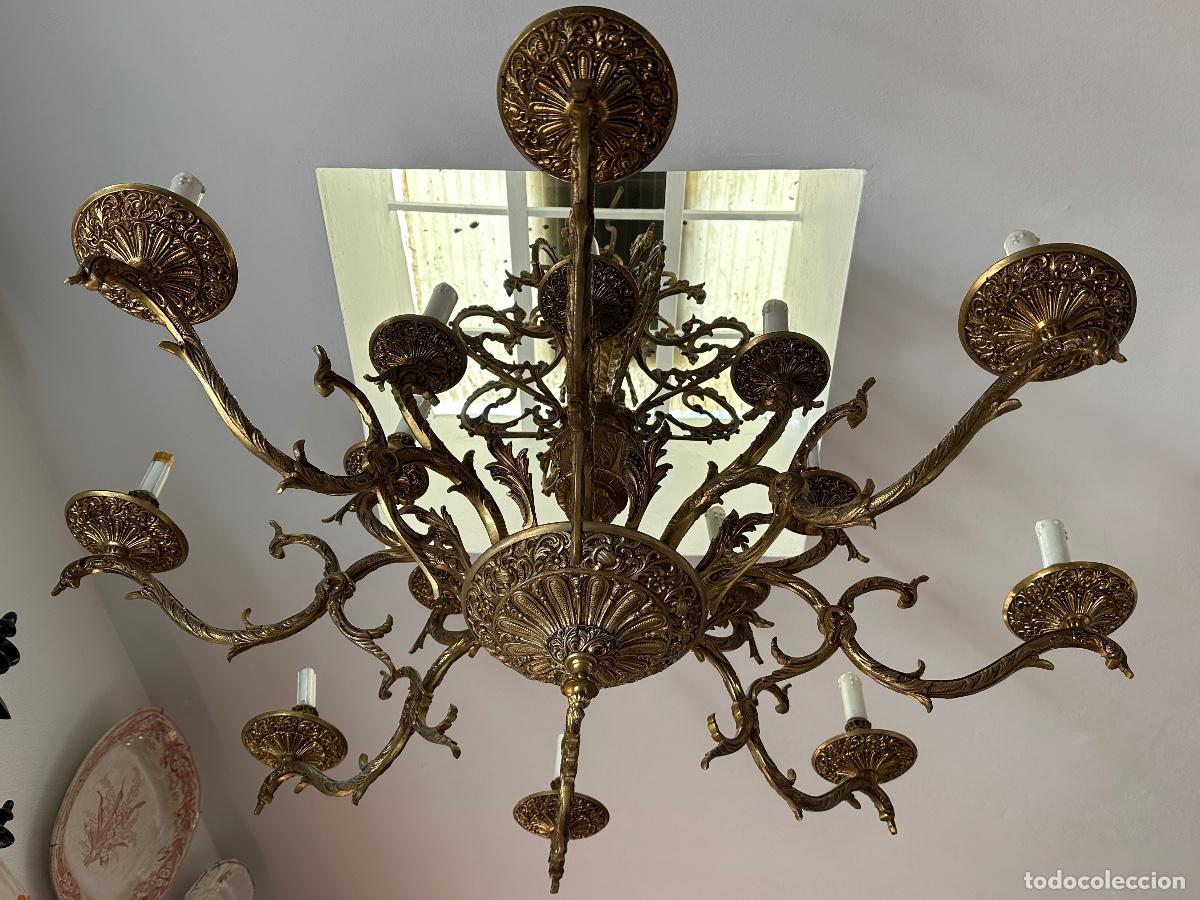 Antig&uuml;edades: L&aacute;mpara antigua de bronce - Foto 2