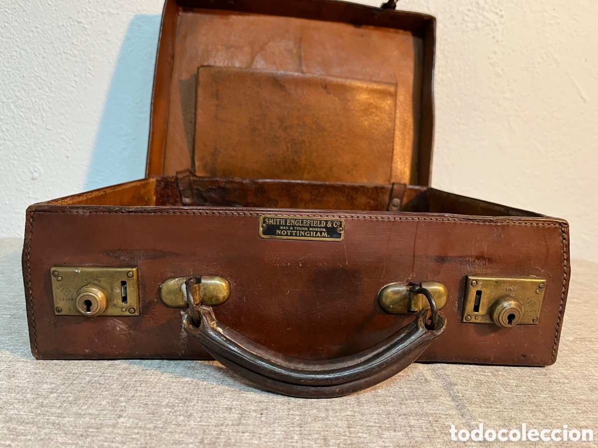 Antig&uuml;edades: Maleta de cuero antigua - Foto 9