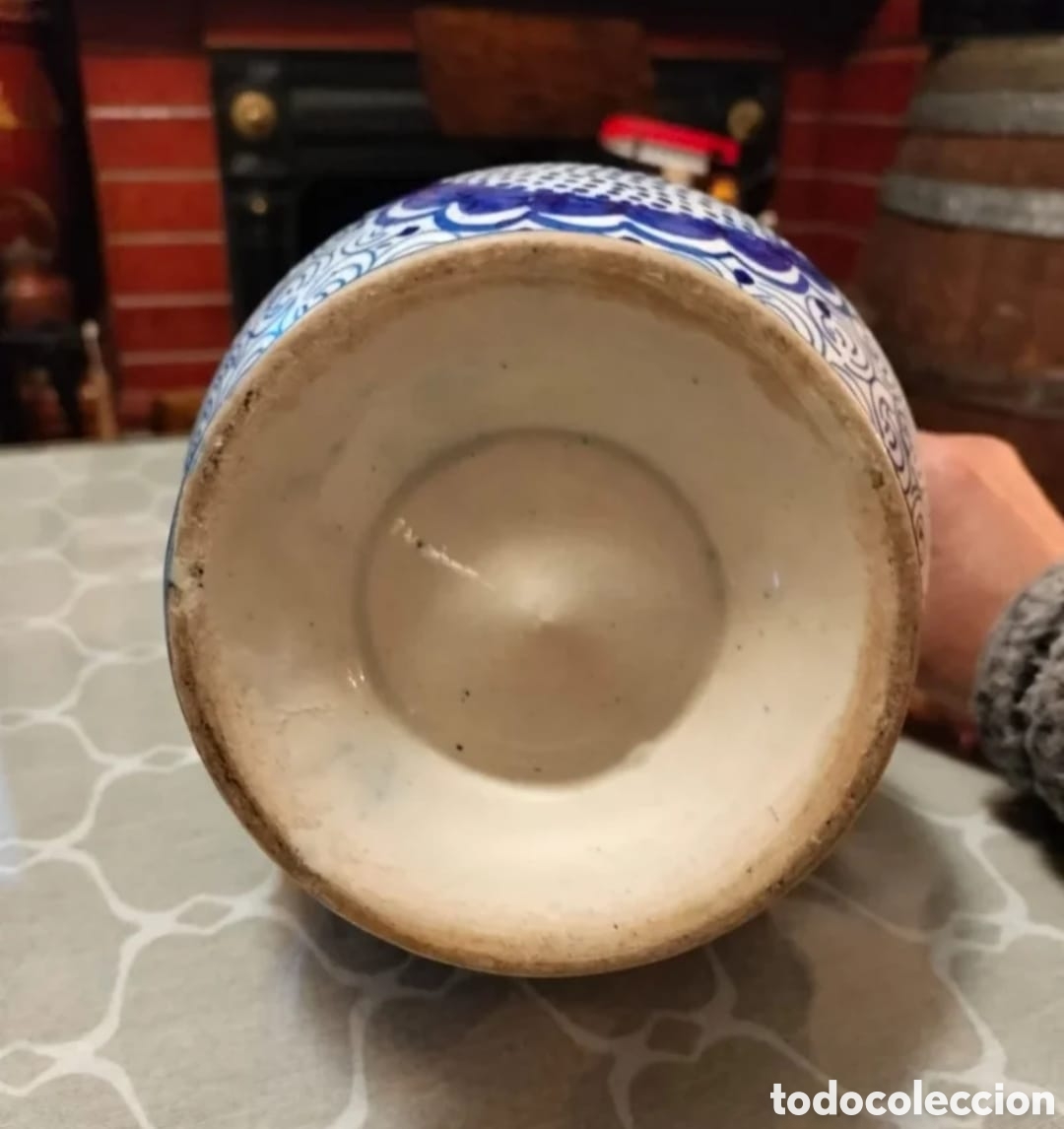 Antig&uuml;edades: Jarr&oacute;n de Manises en blanco y azul - Foto 4