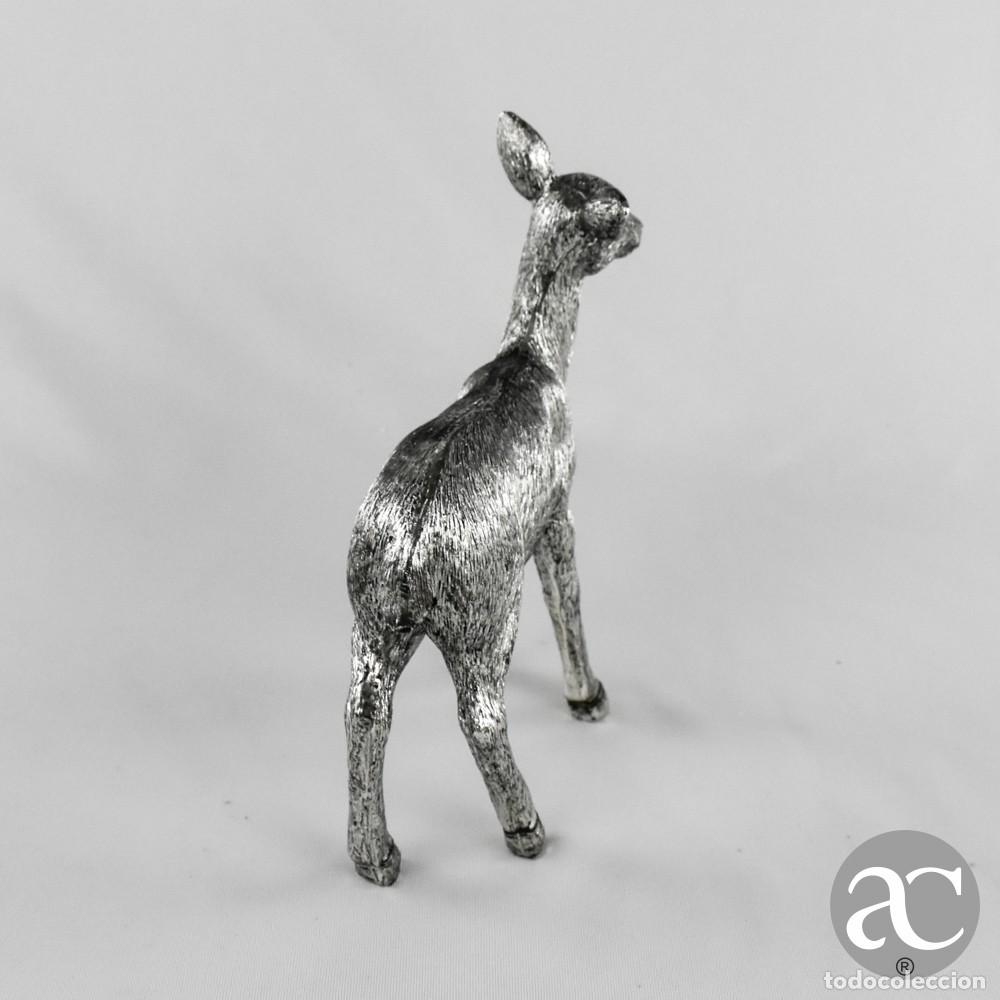 Antig&uuml;edades: Figura de Cor&ccedil;a em massa com banho de prata - Foto 6