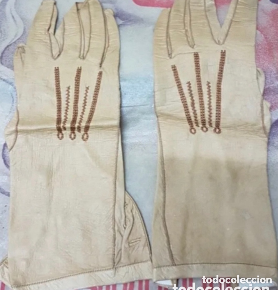 Antig&uuml;edades: Lote antiguos guantes - Foto 4