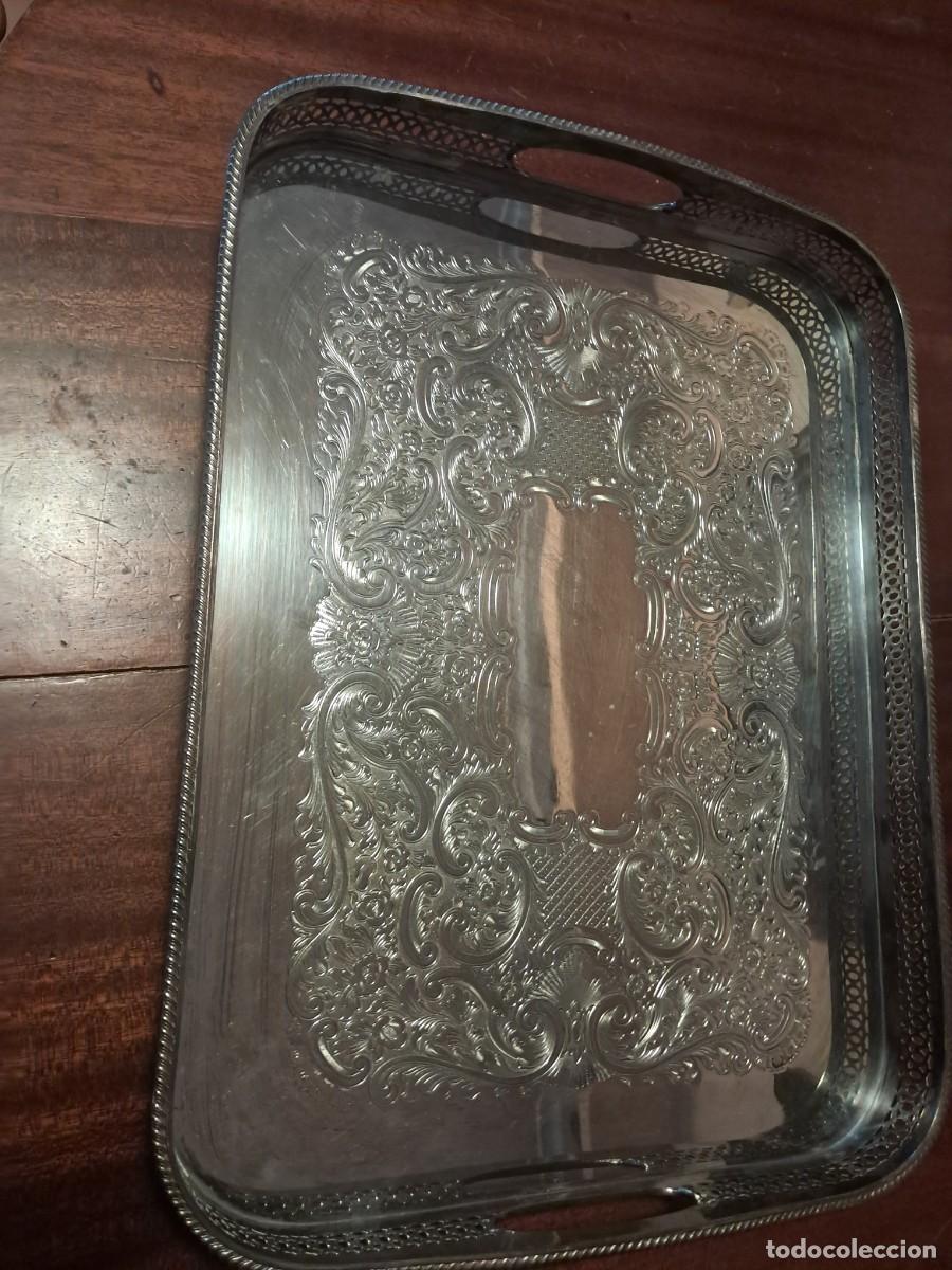 Antig&uuml;edades: Bandeja de cobre con ba&ntilde;o de plata - Foto 1