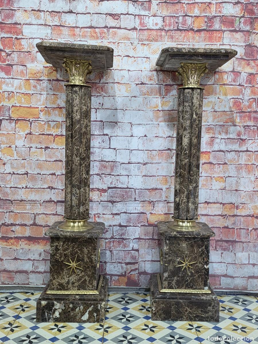 Antig&uuml;edades: Pareja de columnas de m&aacute;rmol y bronce - Foto 1