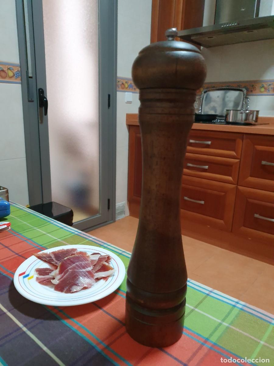 Antig&uuml;edades: Pimentero madera maciza - Foto 1