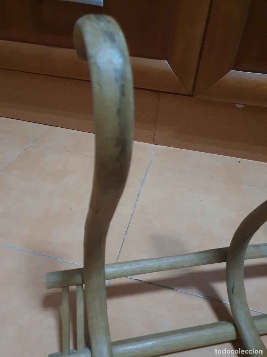 Antig&uuml;edades: Perchero con 3 ganchos - Foto 2