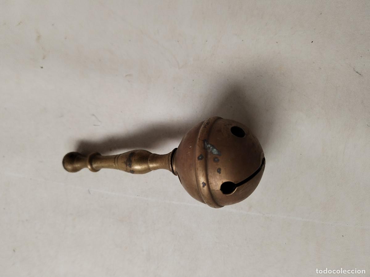 Antig&uuml;edades: antiguo sonajero de bronce - c180 - Foto 4