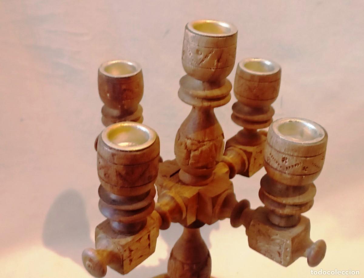 Antig&uuml;edades: Candelabro de madera tallada - Foto 3