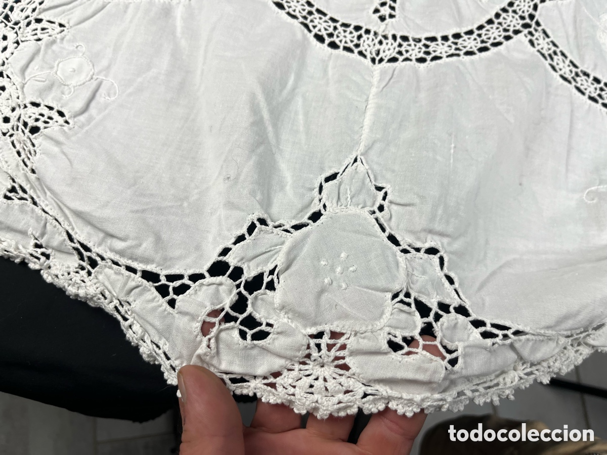 Antig&uuml;edades: ANTIGUO MANTEL DE ALGOD&Oacute;N BORDADO A MANO (160CM) - Foto 3