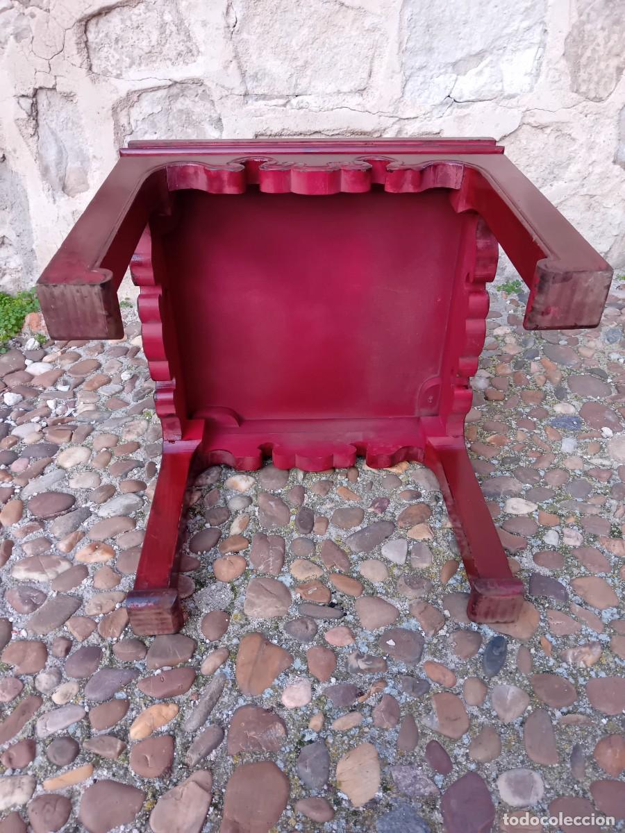 Antig&uuml;edades: Mesa China de madera lacada en rojo d&eacute;cada de los 70. - Foto 5