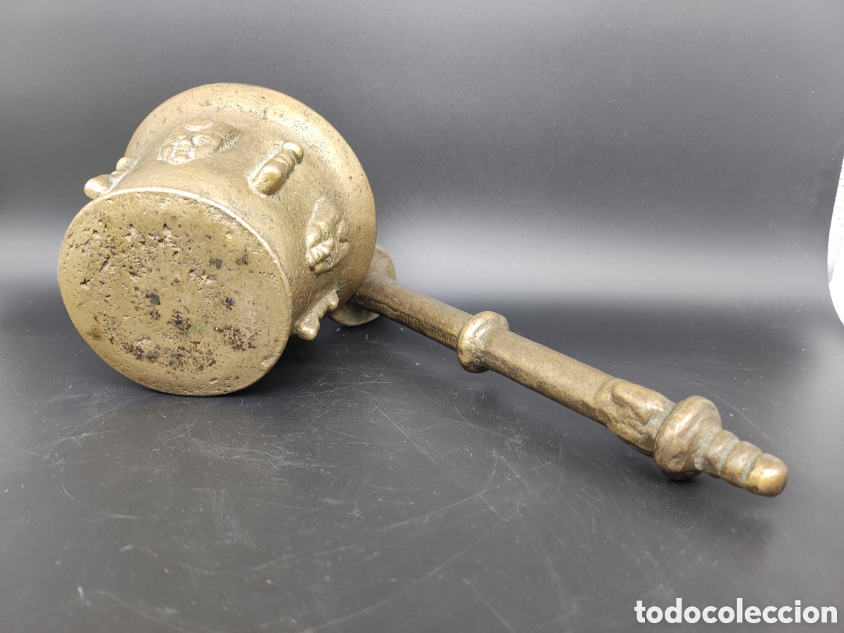 Antig&uuml;edades: Almirez antiguo de caras - Foto 4