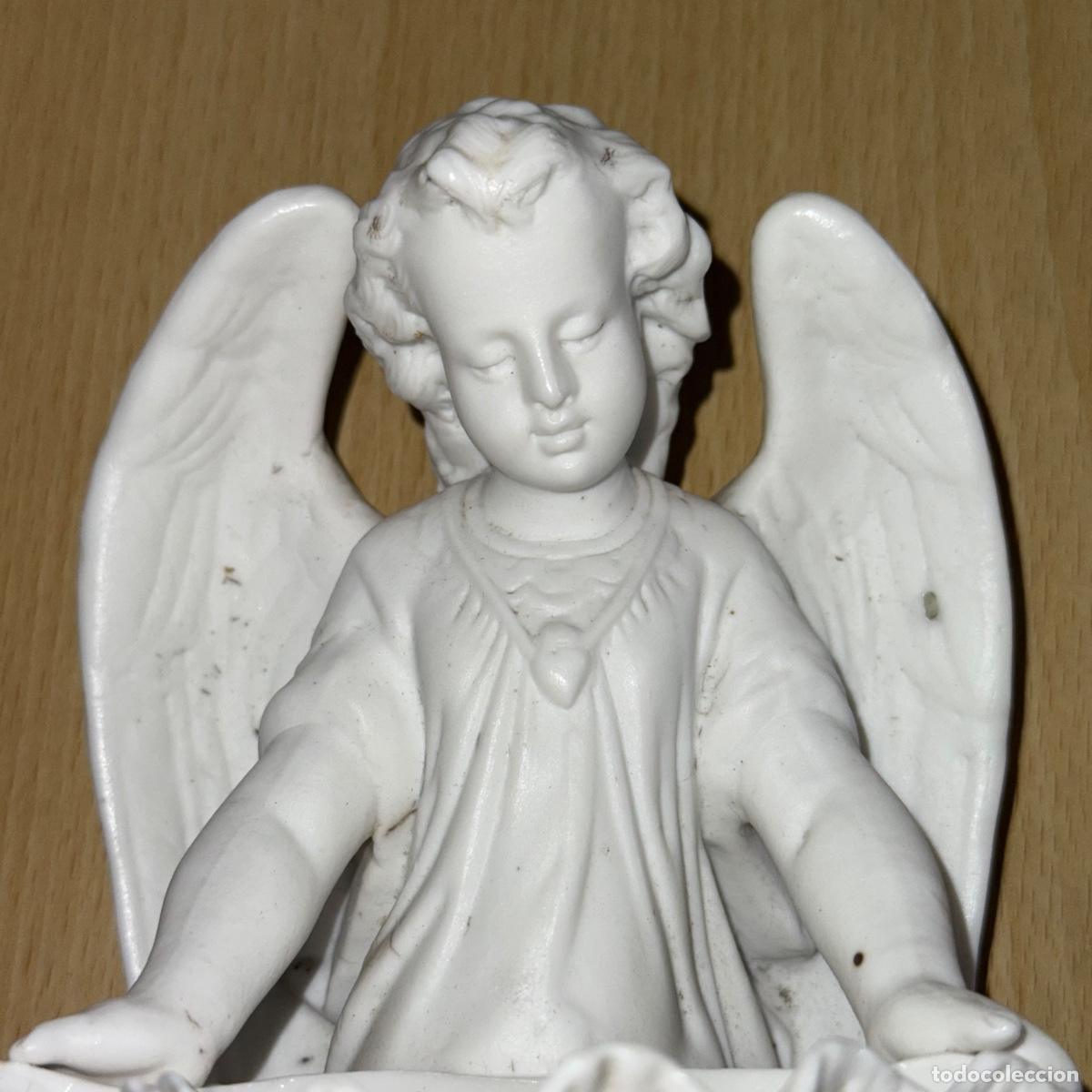 Antig&uuml;edades: Benditera Biscuit - Angel con concha - S. XIX - Foto 2